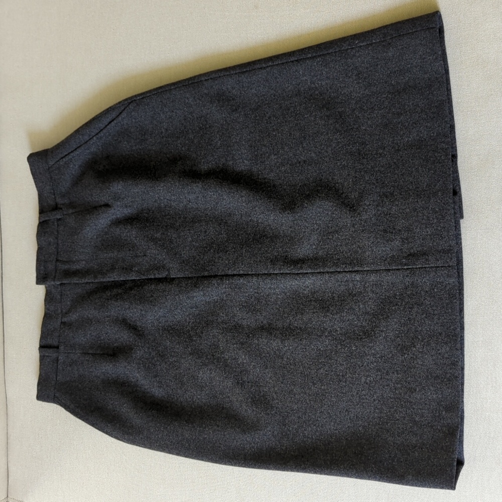 Ralph Lauren Purple Label  Dark Grey Wool Skirt Sz 10